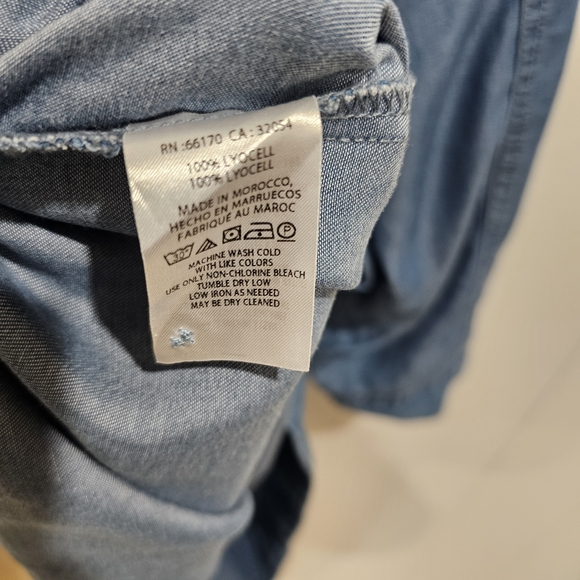 Anthropoogie Chambray Denim Ruffle Shawl Collar Dress Blue Boho Lyocell Size 10 - Picture 5 of 10